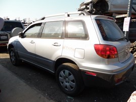 2004 MITSUBISHI OUTLANDER LS SILVER 2.4L AT 2WD 173834